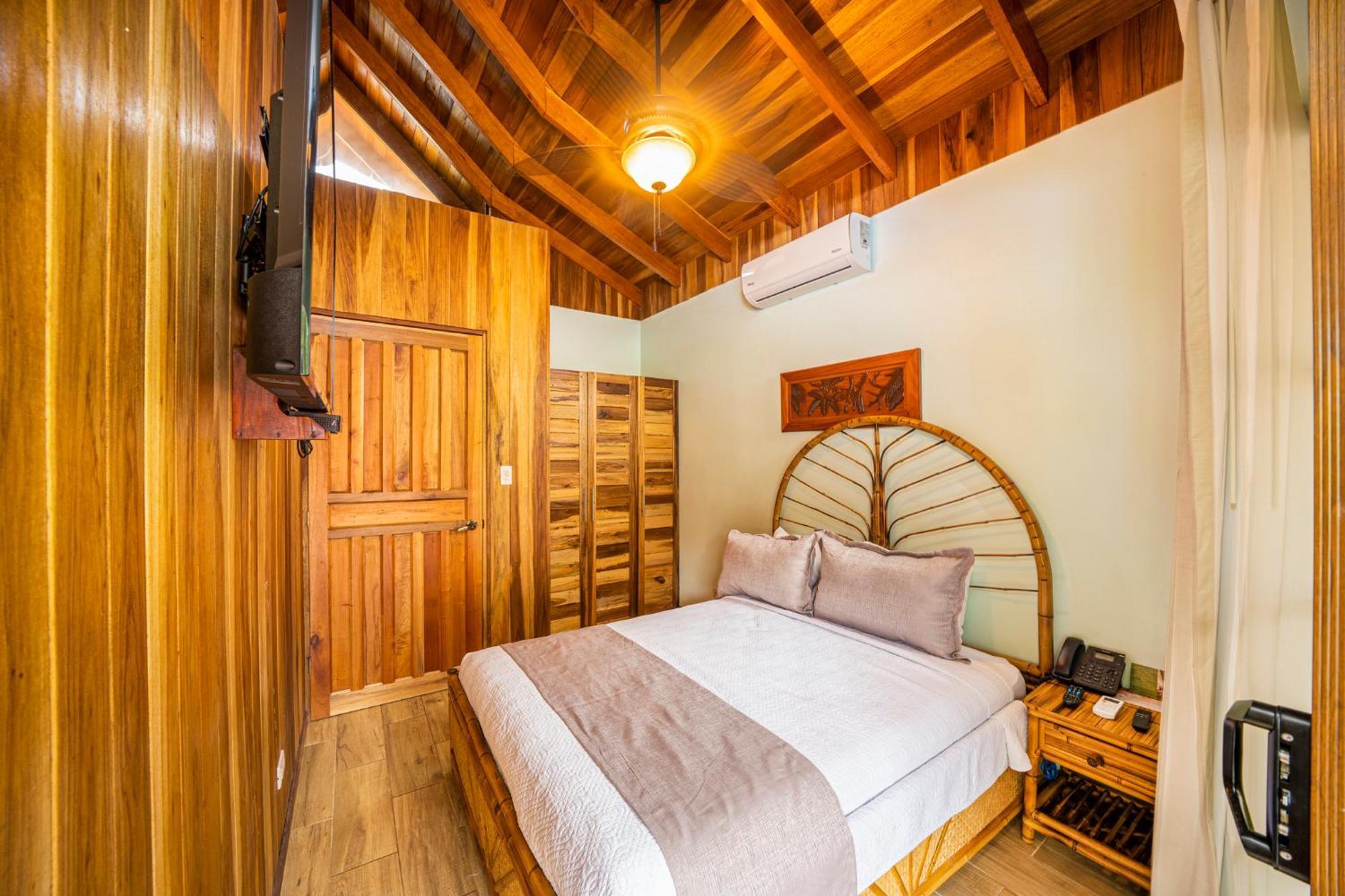 Bungalows Punta Uva Luaran gambar